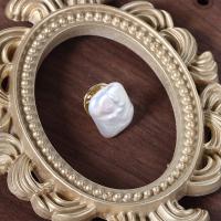 Slatkovodni Pearl broš, s Mesing, zlatna boja pozlaćen, Berba & modni nakit & za žene, bijel, 14-15x19-20mm, Prodano By PC