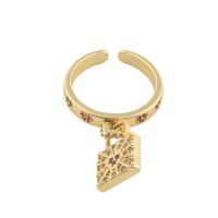 Cubique anneau en laiton Circonia Micro Pave, Placage de couleur d'or, bijoux de mode & pavé de micro zircon & pour femme, doré, 34*20*2mm, Vendu par PC