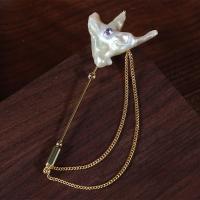 Slatkovodni Pearl broš, s Mesing, zlatna boja pozlaćen, modni nakit & za žene & s Rhinestone, bijel, 35x90mm, Prodano By PC