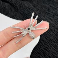 Zinc Alloy Brooches Spider fashion jewelry & for woman & with rhinestone platinum color nickel lead & cadmium free Sold By PC