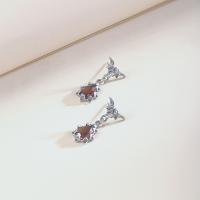 Zinc Alloy Stud Earring fashion jewelry & Unisex & micro pave cubic zirconia silver color nickel lead & cadmium free Sold By Pair