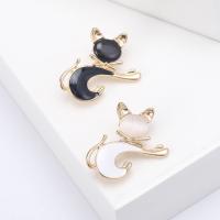 Zinc Alloy Brooches with Cats Eye Cat gold color plated fashion jewelry & for woman & enamel nickel lead & cadmium free Sold By PC