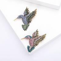 Zinc Alloy Brooches Bird gold color plated fashion jewelry & for woman & with rhinestone nickel lead & cadmium free Sold By PC