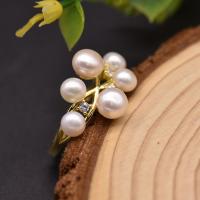 Freshwater Pearl Finger Ring with Brass 18K gold plated fashion jewelry & for woman & with rhinestone 25mm Sold By PC