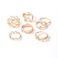 Ensemble d’anneau en alliage de zinc, Placage de couleur d'or, 7 pièces & bijoux de mode & pour femme, doré, 5.70mm, Vendu par fixé