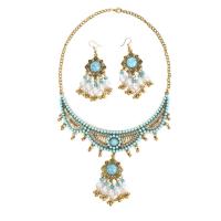 Cink ötvözet Jewelry Set, fülbevaló & nyaklánc, -val türkiz & Műanyag Pearl, arany színű aranyozott, 2 darab & Bohém stílus & a nő, 35x76mm, Hossz Kb 16.14 inch, Által értékesített Set