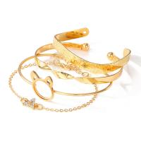 alliage de zinc Set de bracelet, avec 1.97inch chaînes de rallonge, Placage de couleur d'or, 4 pièces & pour femme & avec strass, Diamètre intérieur:Environ 60,70mm, Longueur Environ 6.69 pouce, Vendu par fixé
