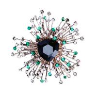 Zinc Alloy Brooches gold color plated fashion jewelry & with rhinestone Sold By PC