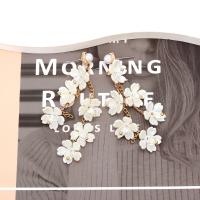 Zinc Alloy Stud Earring with Resin & Plastic Pearl petals handmade fashion jewelry & for woman white Sold By Pair