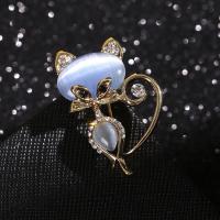 Zinc Alloy Brooches with Cats Eye Cat gold color plated fashion jewelry & for woman & with rhinestone nickel lead & cadmium free Sold By PC