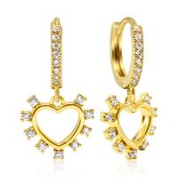 Boucles d'oreilles en laiton zircon cubique pavent, coeur, Plaqué d'or, pavé de micro zircon & pour femme, doré, Vendu par paire