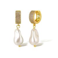 Boucles d'oreilles en laiton zircon cubique pavent, avec perle de plastique, Plaqué d'or, pavé de micro zircon & pour femme, doré, Vendu par paire