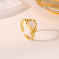 Zinklegering ringen, Zinc Alloy, met Plastic Pearl, plated, mode sieraden & voor vrouw, gouden, nikkel, lood en cadmium vrij, 17mm, Verkocht door PC