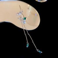 alliage de zinc Clip boucle d’oreille, avec plastique, Placage de couleur argentée, bijoux de mode & pour femme & avec strass, protéger l'environnement, sans nickel, plomb et cadmium, 112x15mm, Vendu par PC