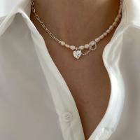 Пластиковый жемчужное ожерелье, Латунь, с Пластиковая жемчужина, ювелирные изделия моды & Женский, серебряный, не содержит никель, свинец, длина:Приблизительно 40 см, продается PC