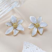 Zinc Alloy Stud Earring Flower fashion jewelry & for woman & enamel white nickel lead & cadmium free Sold By Pair