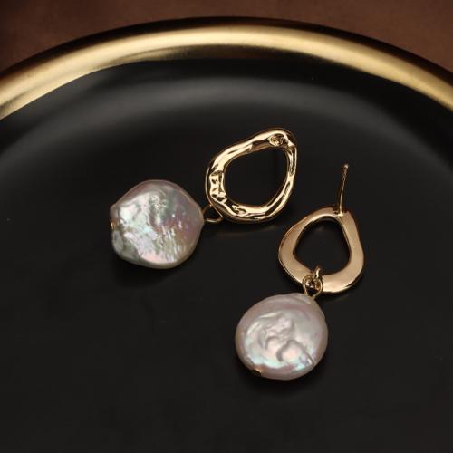 Messing Drop ørering, med Ferskvandsperle, Button, forgyldt, mode smykker, gylden, nikkel, bly & cadmium fri, 16.20x38mm, Solgt af par