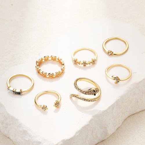 Cink Alloy Ring Set, Cink ötvözet, kilenc darab & különböző stílusokat a választás & a nő & strasszos, arany, nikkel, ólom és kadmium mentes, Által értékesített Set