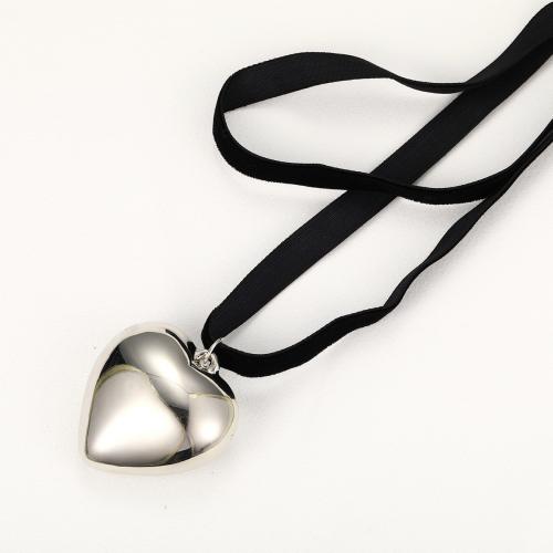Collar Necklace Zinc Alloy with Velveteen with 9cm extender chain Heart plated fashion jewelry & for woman nickel lead & cadmium free Length Approx 32 cm Approx 37 cm Sold By PC