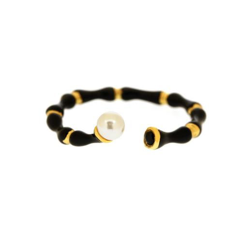Brass Finger Ring, with Plastic Pearl, gold color plated, fashion jewelry & for woman & enamel, black, nickel, lead & cadmium free, Minimum inner diameter:18mm, Sold By PC