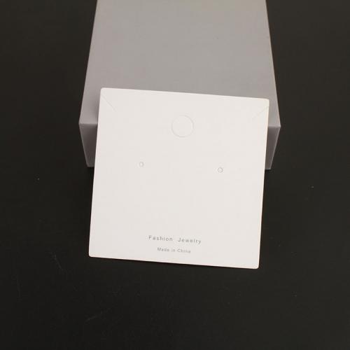 Scheda display, carta, Sostenibile, bianco, 59.70x58.90x0.20mm, Foro:Appross. 80x80x0.2mm, Appross. 200PC/borsa, Venduto da borsa
