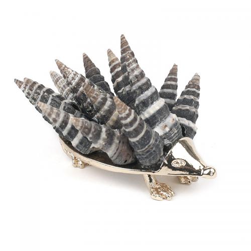 Fashion Decoration Trumpet Shell with Zinc Alloy Hedgehog gold color plated for home and office mixed colors Sold By PC