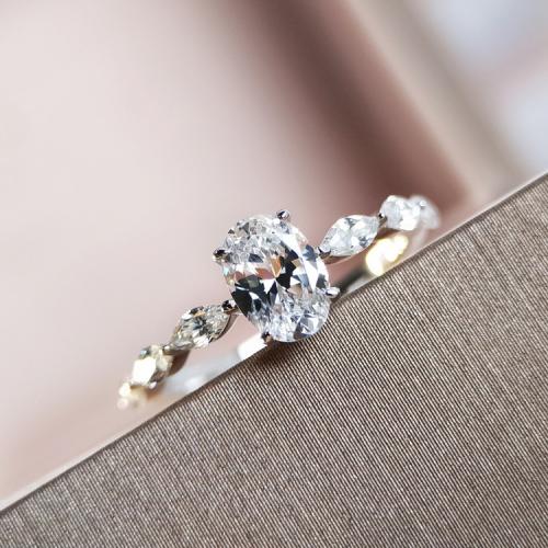 Messing ringen, met Kristal, Ovaal, geplatineerd, mode sieraden & verschillende grootte voor keus & voor vrouw & met strass, duidelijk, nikkel, lood en cadmium vrij, Verkocht door PC
