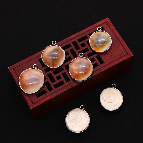 Natural Trumpet Shell Pendants with Brass Flat Round silver color plated fashion jewelry & DIY mixed colors Sold By PC