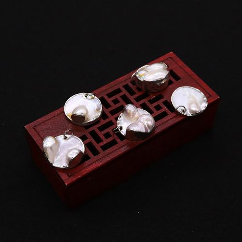 Shell Pendants with pearl & Brass Flat Round silver color plated fashion jewelry & DIY white 21mm Sold By PC