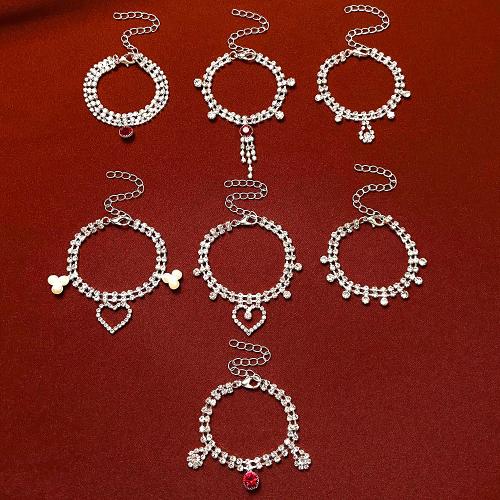 Jern Armbånd, med 5cm extender kæde, mode smykker & forskellige stilarter for valg & for kvinde & med rhinestone, sølv, nikkel, bly & cadmium fri, Længde Ca. 13 cm, Solgt af PC