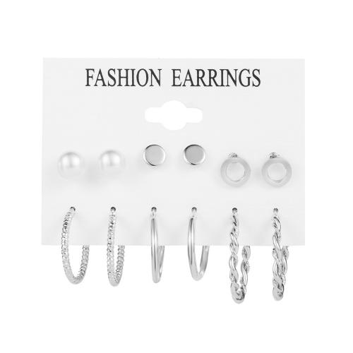 aleación de zinc Aretes, con Perlas plásticas & Acrílico, chapado, diferentes estilos para la opción & para mujer & con diamantes de imitación, earring length 5-50mm, Vendido por Set