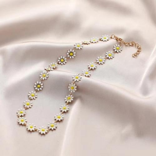 Zinc Alloy Jewelry Necklace with 4.5cm extender chain Daisy gold color plated fashion jewelry & for woman & enamel white nickel lead & cadmium free Length Approx 34 cm Sold By PC