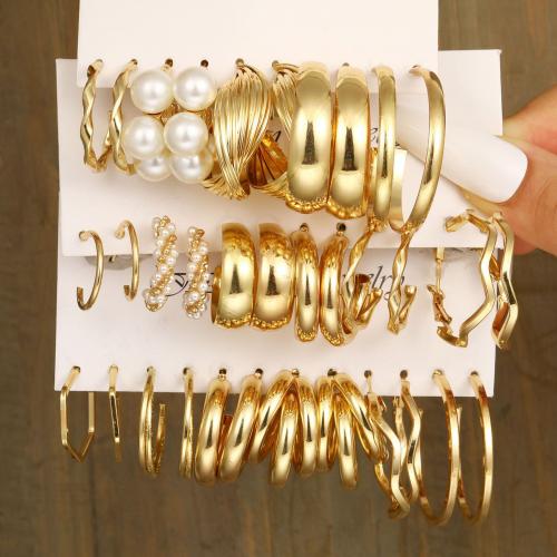 Zinklegierung Ohrringe, mit Kunststoff Perlen, 17 Stück & Modeschmuck & für Frau, Goldfarbe, frei von Nickel, Blei & Kadmium, verkauft von setzen