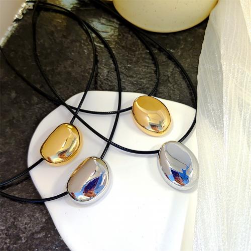 Zinc Alloy smykker halskæde, med lædersnor, med 5cm extender kæde, forgyldt, mode smykker & forskellige stilarter for valg & for kvinde, flere farver til valg, Længde Ca. 45 cm, Solgt af PC