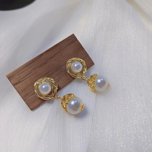 Pendientes de Aleación de Zinc, con Perlas plásticas, chapado en color dorado, Joyería & para mujer, Blanco, 16x38mm, Vendido por Par