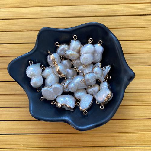 Connecteur de bijoux en laiton, perle d'eau douce cultivée, avec laiton, Irrégulière, DIY, blanc, Length: 8-15mm, width: 15-30mm, Vendu par PC