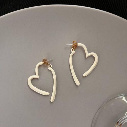 Zinc Alloy Stud Earring Heart fashion jewelry & for woman nickel lead & cadmium free Sold By Pair