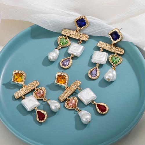 Zinklegierung Ohrringe, mit Kunststoff Perlen, plattiert, Modeschmuck & für Frau, keine, frei von Nickel, Blei & Kadmium, 28x64mm, verkauft von Paar