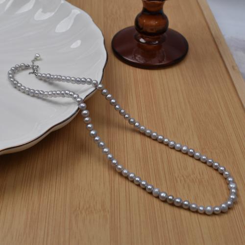 Naturliga sötvatten pärlband, Freshwater Pearl, Något rund, mode smycken, aboutuff1a4-5MM, Längd Ca 40 cm, Säljs av PC
