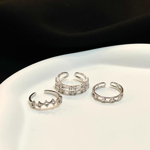 Mosaz Manžeta prst prsten, platinové barvy á, různé styly pro výběr & micro vydláždit kubické zirkony & pro ženy & dutý, Velikost:6-8, Prodáno By PC