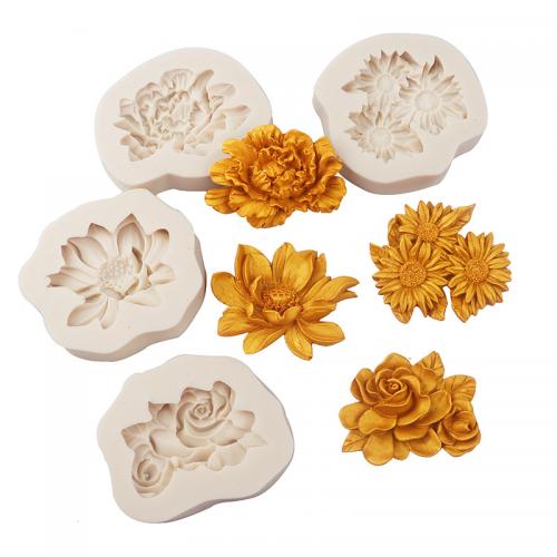 Bakeware FDA Silicone Flower for kitchen Sold By Set