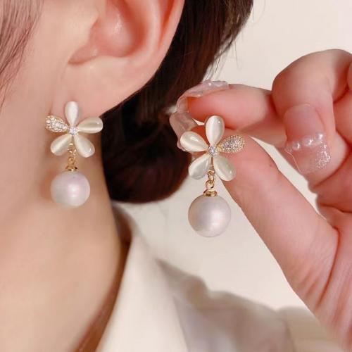 Zinc Alloy Drop Earrings with ABS Plastic Pearl & Cats Eye Flower plated fashion jewelry & with rhinestone golden nickel lead & cadmium free Sold By Pair