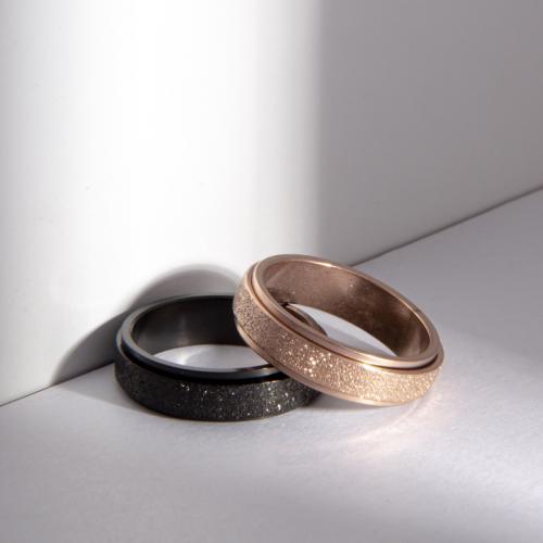 Vinger Ring in edelstaal, 304 roestvrij staal, mode sieraden & uniseks & verschillende grootte voor keus & frosted, meer kleuren voor de keuze, nikkel, lood en cadmium vrij, Width 6mm,Thickness 2mm, Verkocht door PC