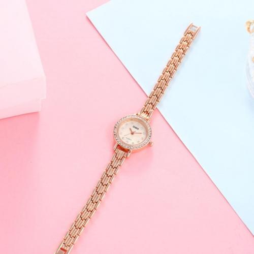 Women Wrist Watch Zinc Alloy with Glass fashion jewelry & Chinese movement & for woman nickel lead & cadmium free Dial diameter 25mm thickness :8mm. Length Approx 180 mm Sold By PC