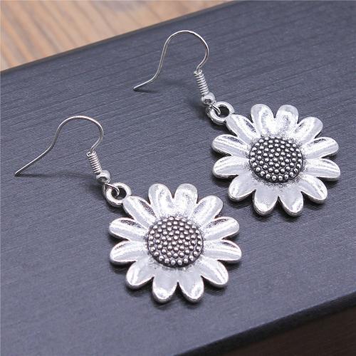 Zinc Alloy Drop Earrings Sunflower plated fashion jewelry silver color nickel lead & cadmium free Sold By Pair