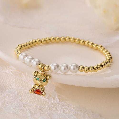 Bracelet cubique en laiton zircon pavent, avec perle de plastique, ours, Placage de couleur d'or, pavé de micro zircon & pour femme, 11x18mm, Longueur 17 cm, Vendu par PC