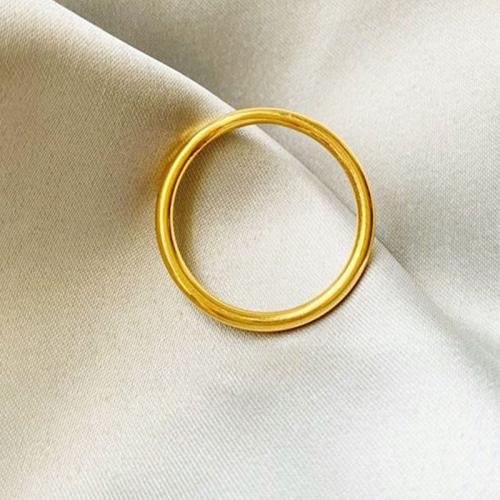 Prst prsten z nerezové oceli, 304 Stainless Steel, módní šperky & různé velikosti pro výběr & pro ženy, zlatý, 2mm, Prodáno By PC