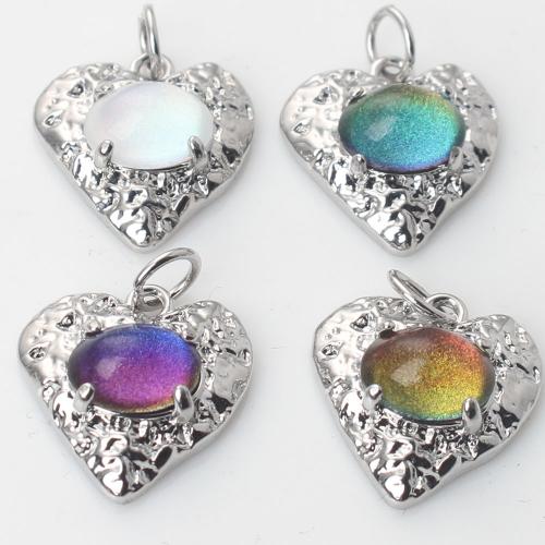 Messing hjerte Vedhæng, med Glas, Heart, sølvfarvet forgyldt, du kan DIY, flere farver til valg, nikkel, bly & cadmium fri, 14.90x14.20x6.40mm, Solgt af PC
