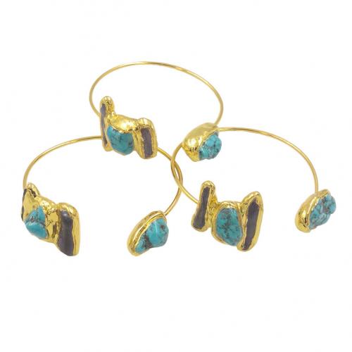 Bracelets en laiton, avec turquoise & perle, Placage de couleur d'or, Réglable & bijoux de mode & pour femme, protéger l'environnement, sans nickel, plomb et cadmium, Diamètre intérieur:Environ 68mm, Vendu par PC