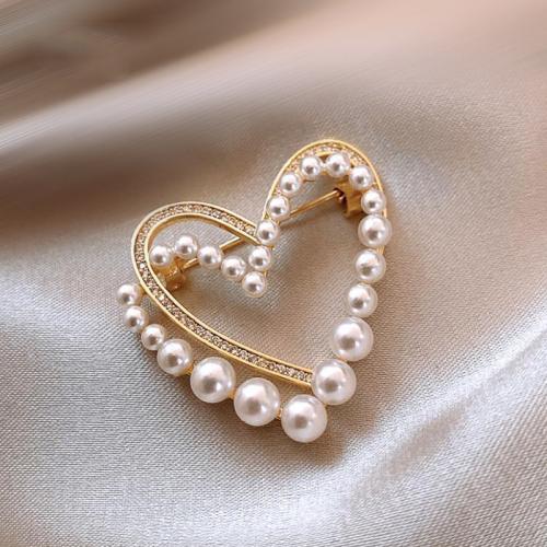 Tibetan Style Brooches, with ABS Plastic Pearl, Heart, plated, fashion jewelry & with rhinestone, golden, nickel, lead & cadmium free, 35x35mm, Sold By PC